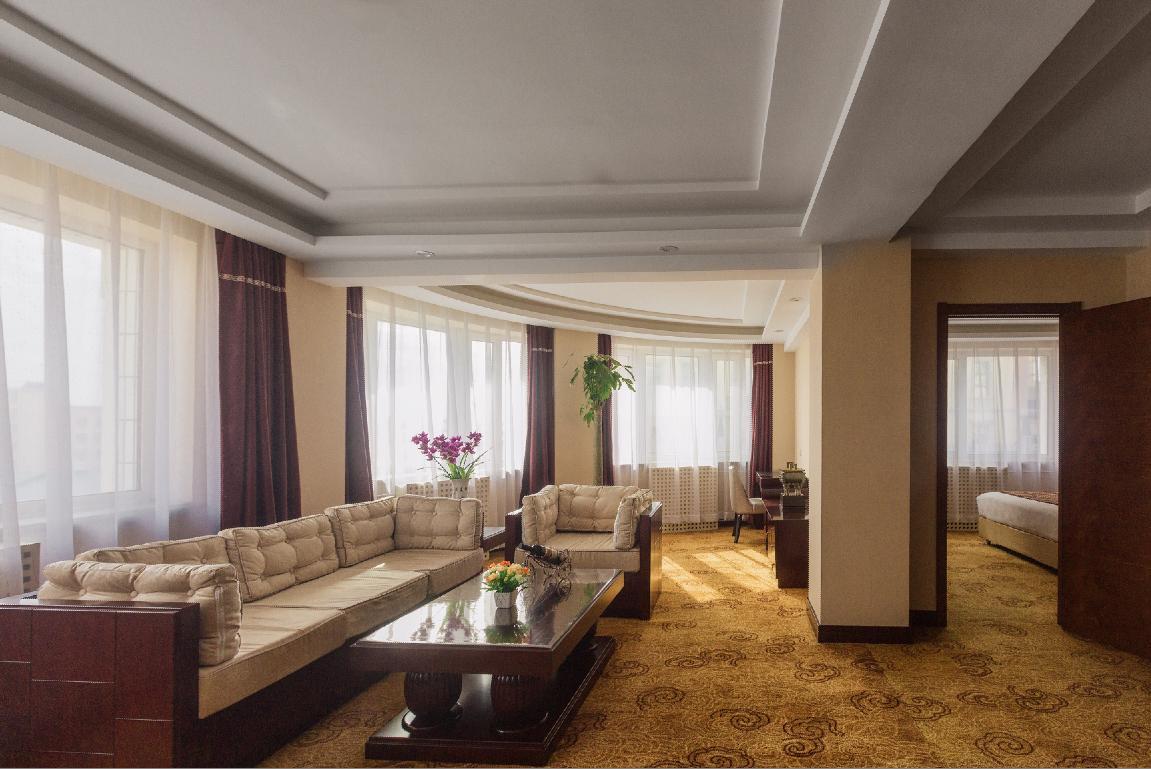 Beiguo Zhichun Business Hotel Manzhouli Luaran gambar